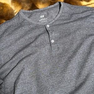 Men’s Henley long sleeve